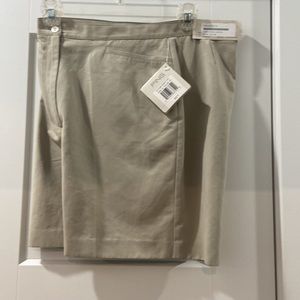 Ping ladies golf shorts size 10 NWT 💕